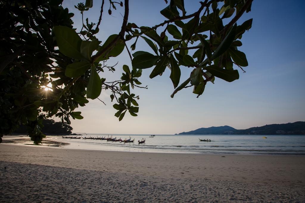 Phuket Patong Swiss Hotel Beach Front מראה חיצוני תמונה