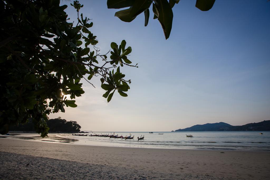 Phuket Patong Swiss Hotel Beach Front מראה חיצוני תמונה