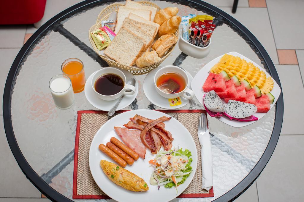 Phuket Patong Swiss Hotel Beach Front מראה חיצוני תמונה