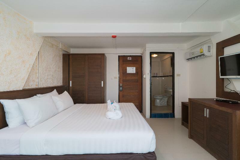 Phuket Patong Swiss Hotel Beach Front מראה חיצוני תמונה