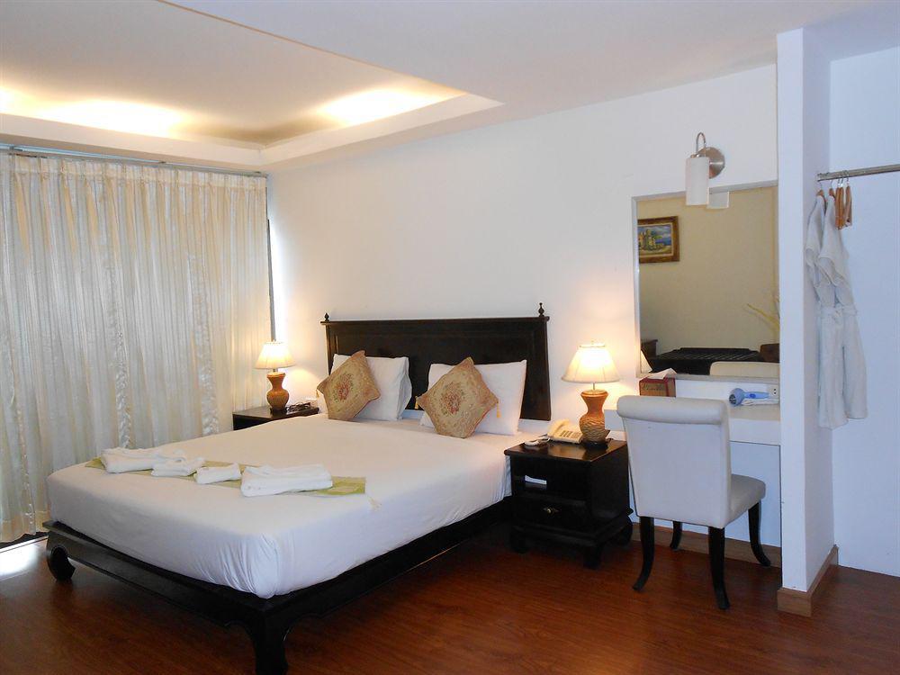 Phuket Patong Swiss Hotel Beach Front מראה חיצוני תמונה